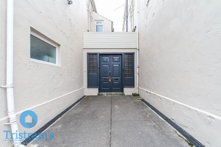 8 bed Semi-Detached House for Rent - Photo 3