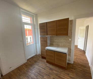 Location Appartement 2 pièces 23m² - Photo 2