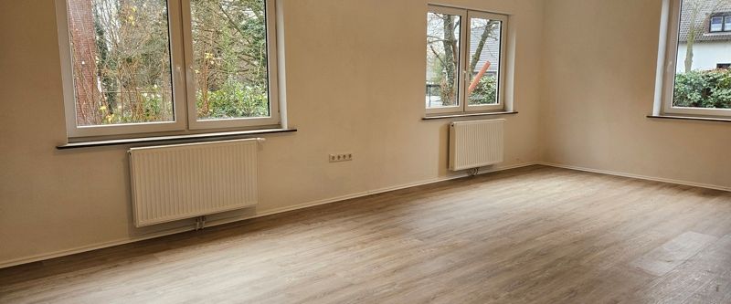 Ebenerdig und komplett renoviert, hier kann man sich wohlfühlen - 5 ZKB mit Garten - Photo 1