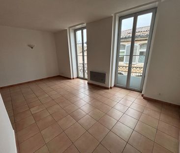 Location Appartement 3 pièces 65m² NIMES 30000 - Photo 3