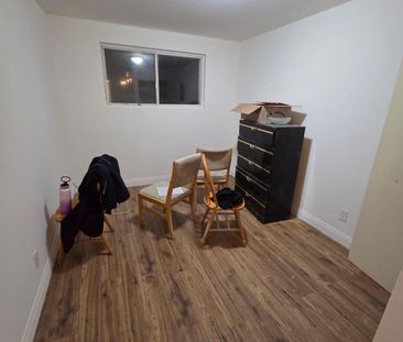 For Lease - 12 College Crescent Unit# Bsmt, Barrie, Ontario - Photo 2