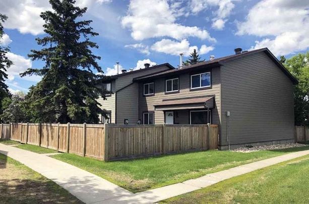 609A Cricket Ct NW, Edmonton, AB, T5T 2B2 - Photo 1