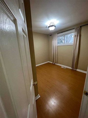 For Lease - 218 Alsace Road Unit# Main, Richmond Hill, Ontario - Photo 4