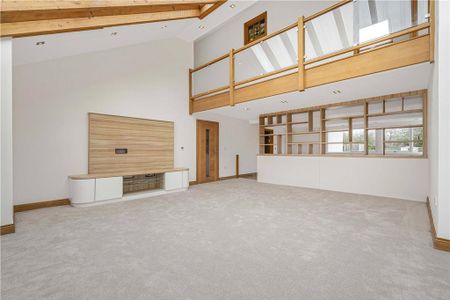6 bedroom equestrian property to rent - Photo 5