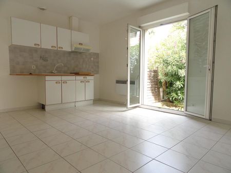 Location Appartement 2 pièces 41m² MONTPELLIER 34070 - Photo 3