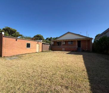 Quiet Court Location – Perfect for Families - Photo 6