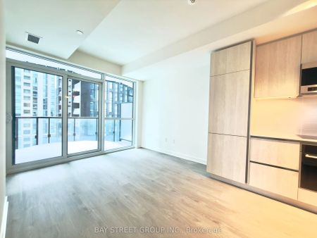 110 Broadway Avenue N #1102S - Photo 4