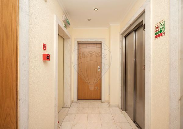 Apartamento T4 em Lisboa