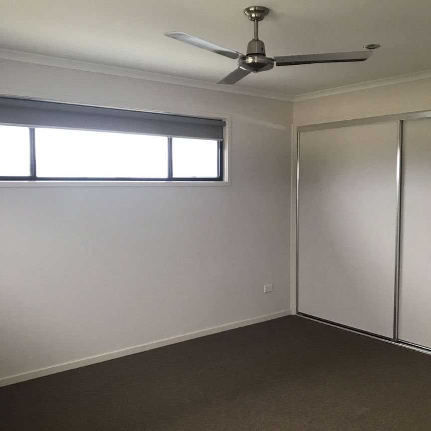 Stunning 3-Bedroom, 2-Bathroom Residence - Photo 1