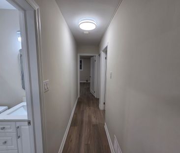 For Lease - 49 Elmvale Crescent, Toronto, Ontario - Photo 2