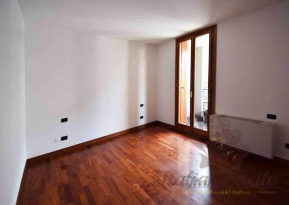 Четырехкомнатная квартира возле метро - Photo 1