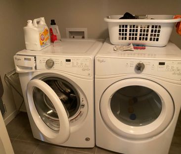 Like new 3 bdrms +den,2.5 bath db garage townhome in Nolan Hill! - Photo 6