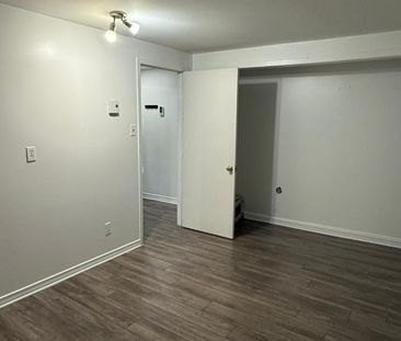 Maison de plain-pied - 1830A Rue Nicolet - Photo 4