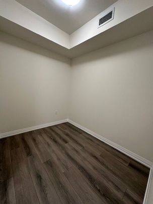 For Lease - 27 Korda Gate Unit# 205, Vaughan, Ontario - Photo 1