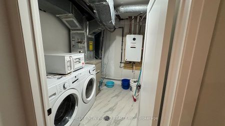 For Lease - 410 Victor Court, Pickering, Ontario - Photo 5