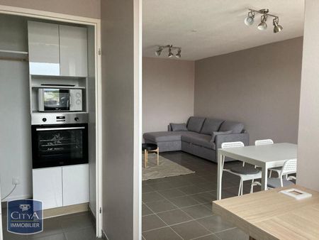 Location Appartement 2 pièces 50m² BELLEVILLE 69220 - Photo 3