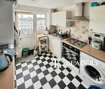 3 bedroom apartment to rent Palmeira Square, Hove, East Sussex, BN3 - Photo 4