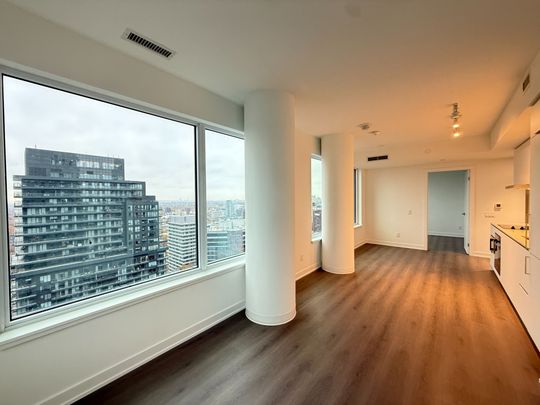 For Lease - 8 Wellesley Street Unit# 4715, Toronto, Ontario - Photo 1