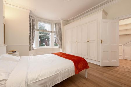 Priory Road, South Hampstead, London - Photo 5