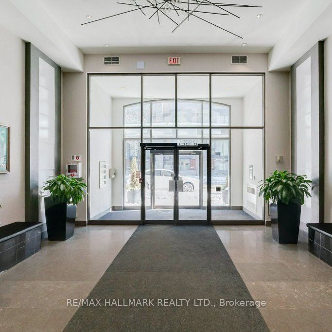 18 Beverley Street #327 - Photo 1