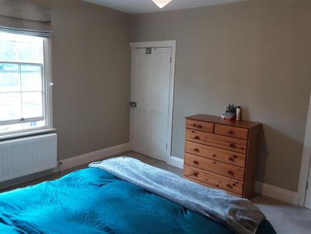2 bedroom terraced house to rent - Photo 3