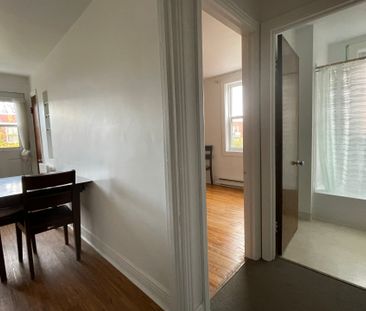 5037 Av. Bessborough - Photo 2