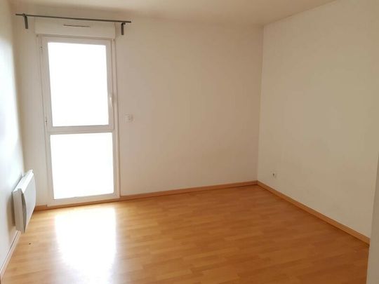 Appartement 2 pièces + parking en sous-sol - Photo 1