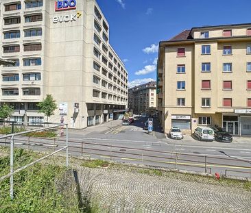 CHARMANT STUDIO EN PLEIN COEUR DE FRIBOURG ! - Photo 4