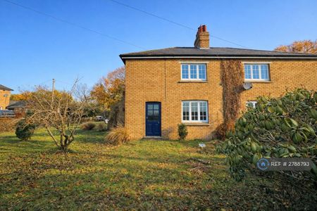 3 bedroom semi-detached house to rent - Photo 3