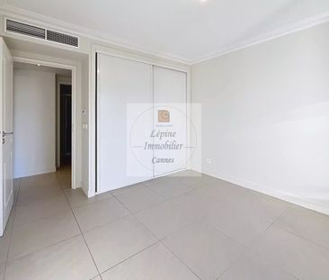 Location Appartement 2 pièces 56m² CANNES 06400 - Photo 5