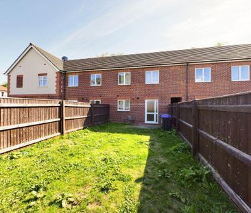 3 bedroom terraced house to rent - Photo 6