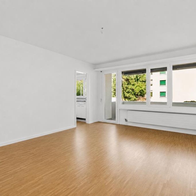 Grosse Aktion! - Gemütliche 3.5 Zimmer-Wohnung mit Balkon! - Foto 1