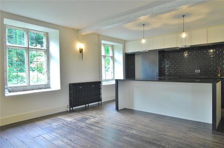 4 bedroom semi-detached house to rent - Photo 5