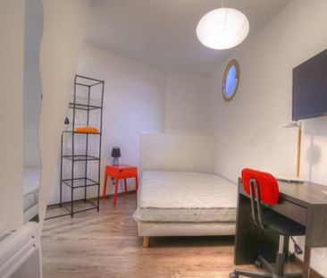 POITTEVIN Roommate 3 Bedrooms at Reims - Photo 1