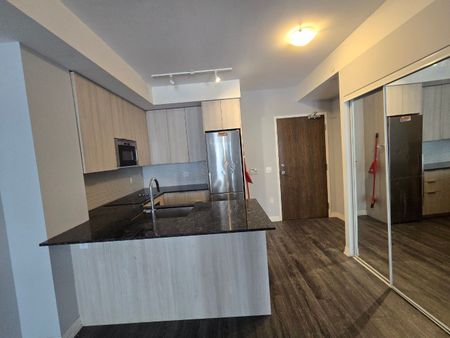 For Lease - 99 Eagle Rock Way Unit# 222, Vaughan, Ontario - Photo 4