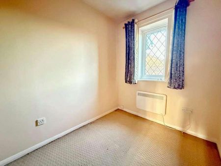 Statham Court, Bracknell, Berkshire, RG42 - Photo 3