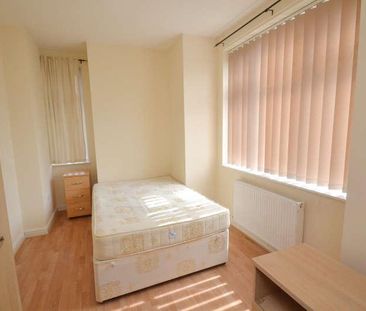 Upper Kent Road, Victoria Park, Manchester, M14 - Photo 4