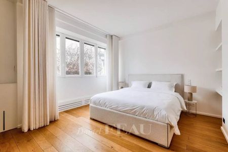 Location appartement, Paris 8ème (75008), 5 pièces, 164.67 m², ref 85494267 - Photo 3