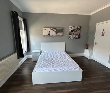 1 bedroom bedsit to rent - Photo 3