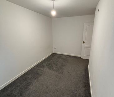 Tawe Place, Clydach, SWANSEA - Photo 6