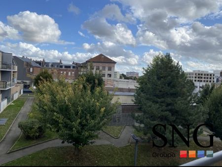 T2 AVEC TERRASSE ET PARKING - Photo 3