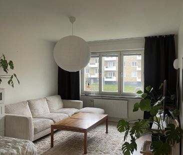 Moderna och möblerad 1:a i Hagersten, nära kollektivtrafik! - Photo 1