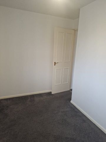 2 Bed End Terrace, Grange Road, LS10 - Photo 4