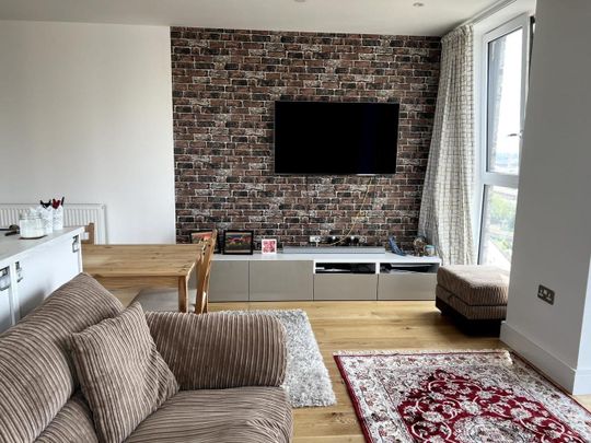 1 Bed Flat, Emily Street, E16 - Photo 1