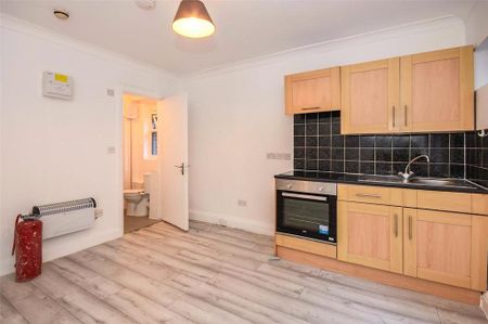 1 bedroom house to rent - Photo 2