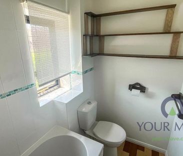 2 bedroom end of terrace house to rent - Photo 1