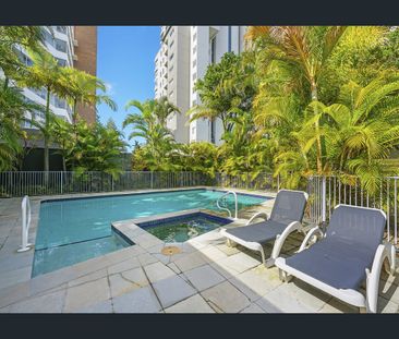 Partially furnished Two Bedroom Apartment - Photo 6