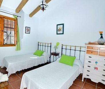 3 Bedroom Cortijo in Frigiliana Countryside For Winter Rental - Photo 2