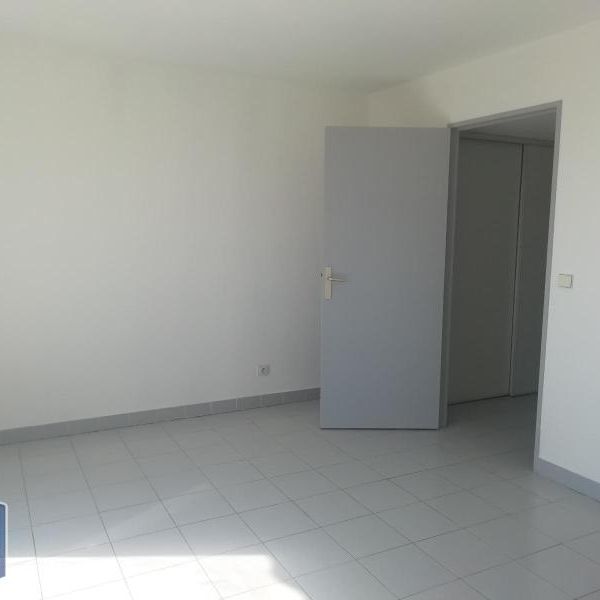 Location Appartement 1 pièce 27m² BEAUSOLEIL 06240 - Photo 1