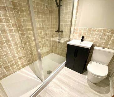 South Street, Lancing - Photo 5